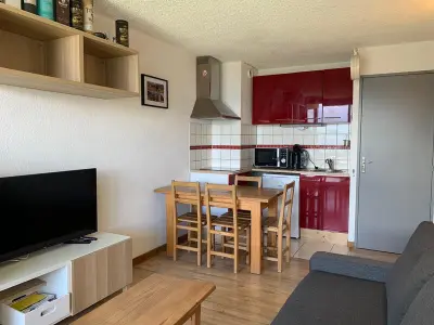 Wohnung in Pra Loup, Studio rénové proche des pistes et commerces, balcon, pour 4 personnes à Pra Loup - L884535