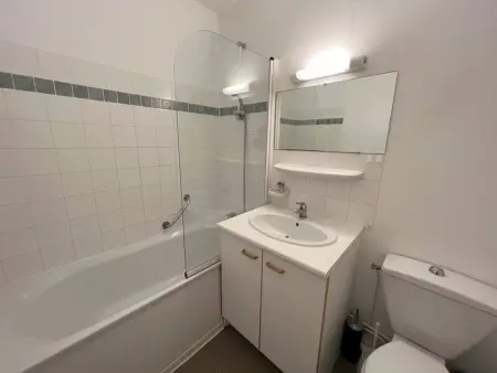 Studio Lilas à Cambo-Les-Bains : Terrasse, parking, proche thermes, Internet, animaux acceptés - Photo 6