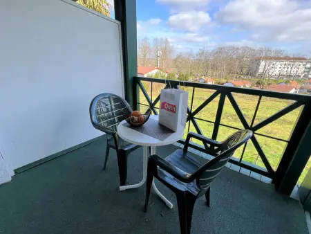 Studio Lilas à Cambo-Les-Bains : Terrasse, parking, proche thermes, Internet, animaux acceptés - Photo 8