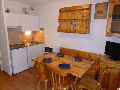 Appartement à Les Contamines Montjoie, Studio avec Coin Nuit pour 4 Pers., Balcon, aux Contamines-Montjoie - Proche Remontées mécaniques - L884636