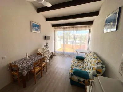 Appartement à Cap d'Agde, Studio cabine avec terrasse, piscine, parking sécurisé, proche plage et port - L949648