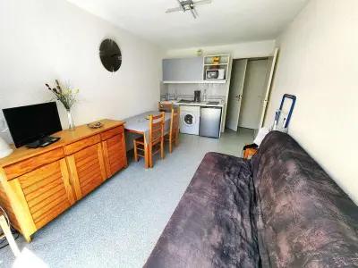 Appartement à Cap d'Agde, T2 charmant pour 4 personnes avec piscine, parking, proche plage et commerces - L884662