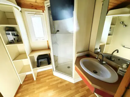 Chalet climatisé 6 pers., piscine chauffée, parking, terrasse teck, calme près plages et commerces - Photo 7