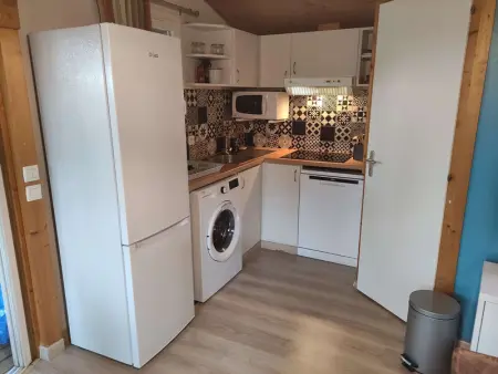 Chalet climatisé avec piscine chauffée et parking dans une pinède calme - Photo 5