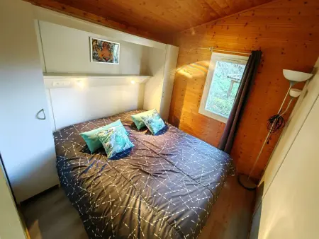 Chalet climatisé avec piscine chauffée et parking dans une pinède calme - Photo 8