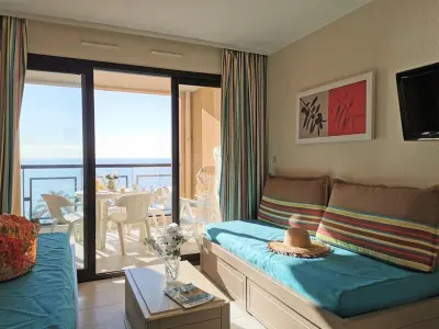 Appartement à Cannes la Bocca, Appartement 2 pièces avec piscines à Cannes la Bocca, proche plage - L884693