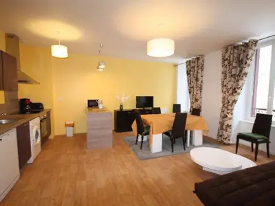 Appartement à Mont Dore, Charmant T3 rénové au centre du Mont-Dore avec Wi-Fi, proche thermes et marché. - L884710