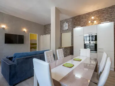 Appartement à Mont Dore, Mont-Dore - Charmant T2 Bis en Centre avec WIFI, 6 pers - L884717
