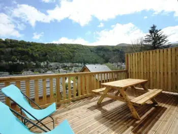 Chalet in Mont Dore,Chalet au Mont-Dore avec terrasse, 2 ch., navette ski, prox. centre & sentiers FR-1-608-41 N°831851