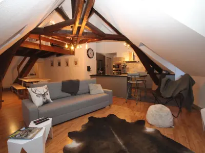 Appartement à Mont Dore, Hyper Centre Mont-Dore - T3 Bis 3 étoiles avec Wifi, Proche Commerces et Thermes - L884724