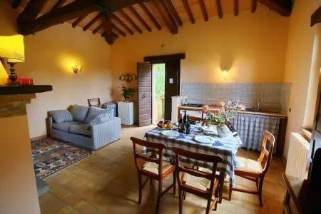 Bachi da Seta, Ferme à Todi avec piscine et théâtre - Photo 3