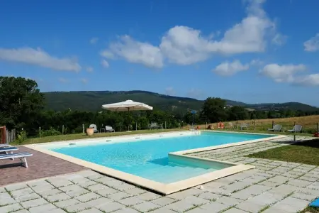 Augusto, Ferme près du Lac Trasimène avec piscine - Photo 9