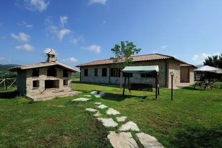 Augusto, Ferme près du Lac Trasimène avec piscine - Photo 25