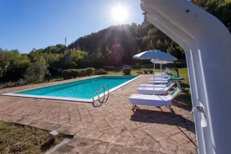 Terra, Appartement dans les collines avec piscine - Photo 1