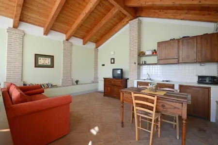 Terra, Appartement dans les collines avec piscine - Photo 4