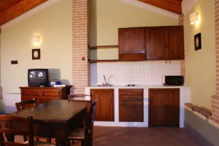 Terra, Appartement dans les collines avec piscine - Photo 22