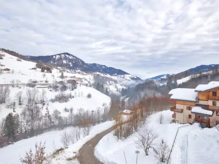 Appartement cosy avec piscine, au pied des pistes, parfait pour 4 personnes - Photo 5