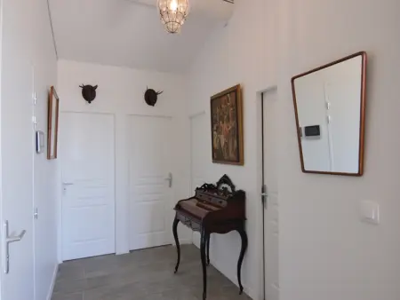 Charmant Appartement Climatisé avec Terrasse, 2 Chambres, au Cœur de Mèze, près de l’Étang de Thau - Photo 5