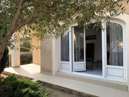 Appartement cosy à 50 m de la plage à Bouzigues avec terrasse et parking privé. - Photo 9