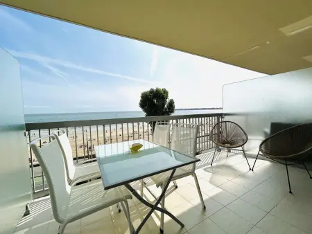 Appartement 2 pièces face mer avec terrasse et parking privatif - La Baule - Photo 3