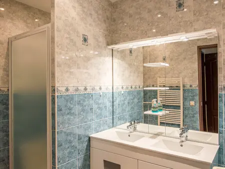 Maison de plain-pied avec jardin, clim, 3 chambres et parking près du Bassin de Thau - Photo 7