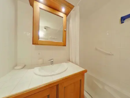 Appartement skis aux pieds, 4 pièces avec mezzanine, balcon, pour 10 pers - Les Saisies - Photo 5