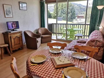 Appartement à Notre Dame de Bellecombe, Confortable studio 4 personnes avec piscine et parking à Notre-Dame-de-Bellecombe - N°960706