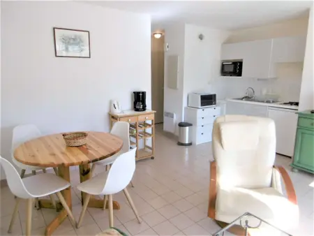 Appartement cosy pour 4 pers avec jardin et parking à 50m du port de St Jacques - Photo 1