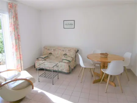 Appartement cosy pour 4 pers avec jardin et parking à 50m du port de St Jacques - Photo 4