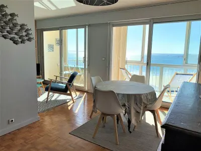 Appartement à Quiberon, Quiberon - T2 50m² face mer, parking, animaux admis - L884905