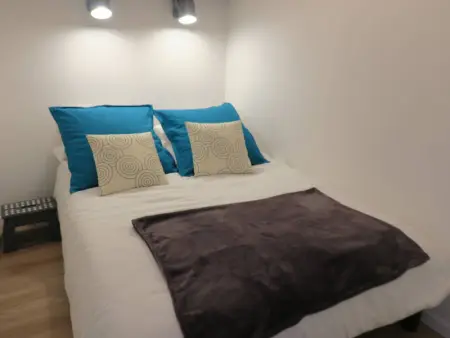 Bel appartement rénové face au port avec loggia et garage privé à Perros-Guirec - Photo 7