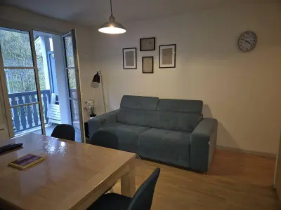 Appartement à Cauterets, Charmant T3 à Cauterets, balcon, casier à ski, parking privé, Wifi, proche centre, 6 pers. - L884922