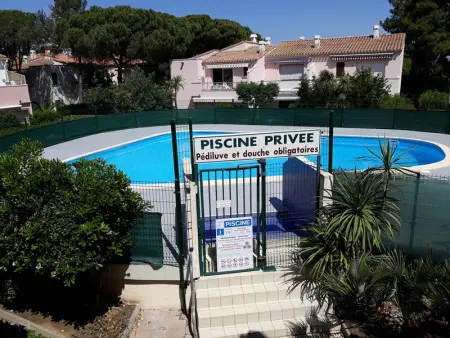 T2 au Cap d'Agde: Piscine, Parking, Terrasse, Calme, Près de la Plage - Photo 18