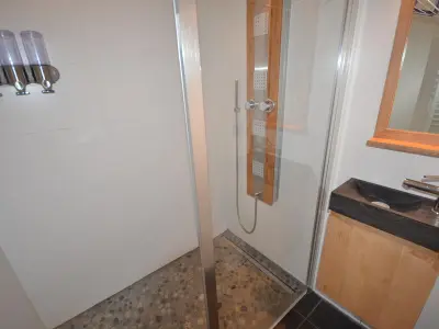 Les Gets - Appartement rénové avec balcon, parking et wifi - Photo 4