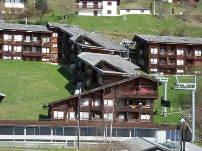 Les Gets - Appartement rénové avec balcon, parking et wifi - Photo 10