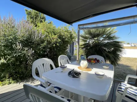 Maison au calme, 3 chambres, proche commerces et plages, jardin sans vis-à-vis, terrasse équipée - Photo 1