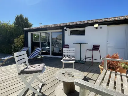Maison au calme, 3 chambres, proche commerces et plages, jardin sans vis-à-vis, terrasse équipée - Photo 6