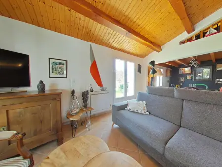 Maison au calme, 3 chambres, proche commerces et plages, jardin sans vis-à-vis, terrasse équipée - Photo 8