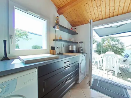 Maison au calme, 3 chambres, proche commerces et plages, jardin sans vis-à-vis, terrasse équipée - Photo 12