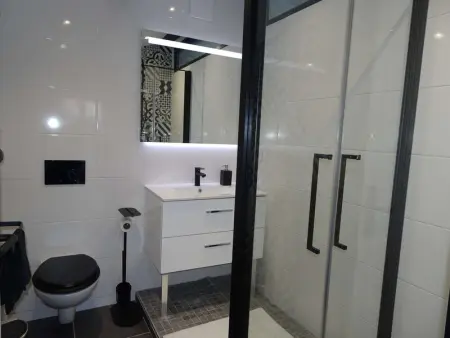 Maison au calme, 3 chambres, proche commerces et plages, jardin sans vis-à-vis, terrasse équipée - Photo 20