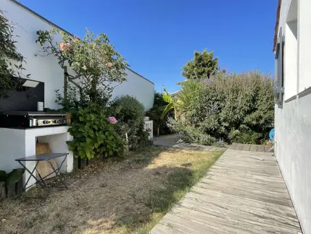 Maison au calme, 3 chambres, proche commerces et plages, jardin sans vis-à-vis, terrasse équipée - Photo 33