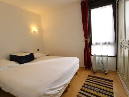 Charmant T2 avec balcon, parking privé, au pied du télécabine - Bagnères-de-Luchon - Photo 2