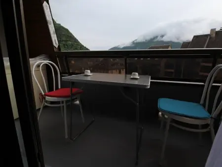 Charmant T2 avec balcon, parking privé, au pied du télécabine - Bagnères-de-Luchon - Photo 5