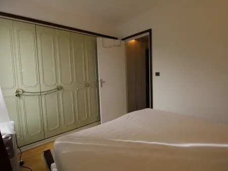 Charmant T2 avec balcon, parking privé, au pied du télécabine - Bagnères-de-Luchon - Photo 8