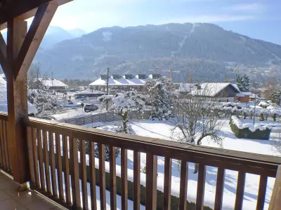 Appartement à Samoëns, Spacieux appartement avec balcon et garage à Samoëns - L885226