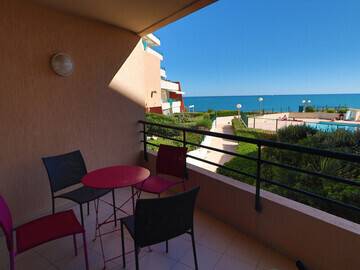 Joli 30m² + terrasse avec vue mer et piscine, Appartement 4 personnes à Sète FR-1-472A-245