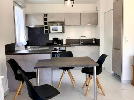 Appartement 3 étoiles, calme et confort à deux pas de la plage et du port de Mèze - Photo 1