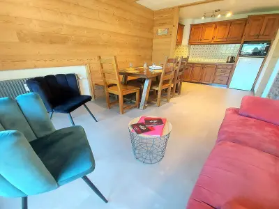 Appartement à Samoëns, Appartement rénové avec mezzanine et balcon au cœur de Samoëns, idéal pour famille nombreuse - L885370