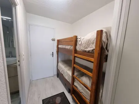 Charmant Studio Rénové 4 Pers, Balcon Sud, Proche Station - Photo 2