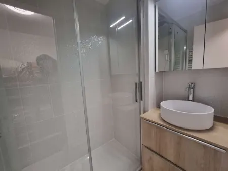 Charmant Studio Rénové 4 Pers, Balcon Sud, Proche Station - Photo 4